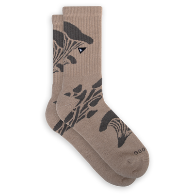 Arvin Goods solid crew sock in Shroom color. Made in Portugal using recycled yarns.