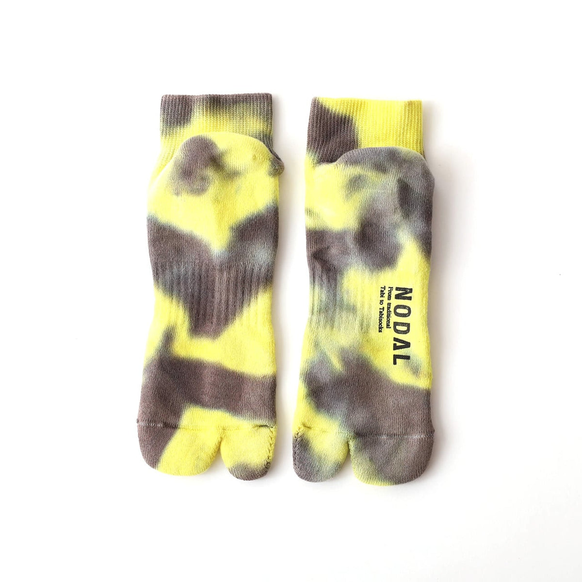 NODAL tie dye yellow and charcoal Tabi sock. Split toe design. Made in Japan with cotton. Unisex fit.